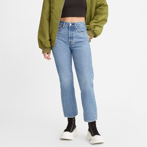 Levi's Wedgie Straight Jeans - Picture 4 of 4